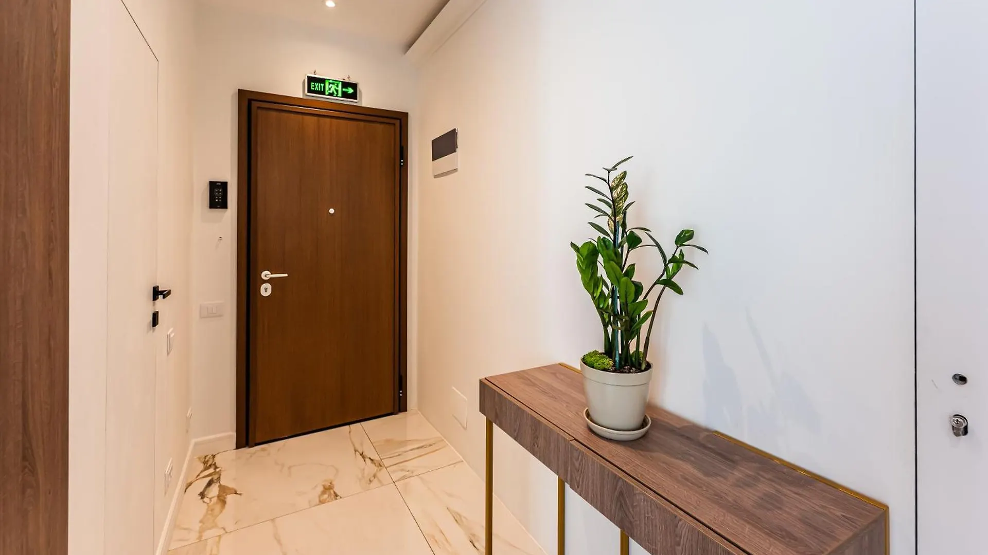 Studio Luxury Suite Near Center Bucharest Romania