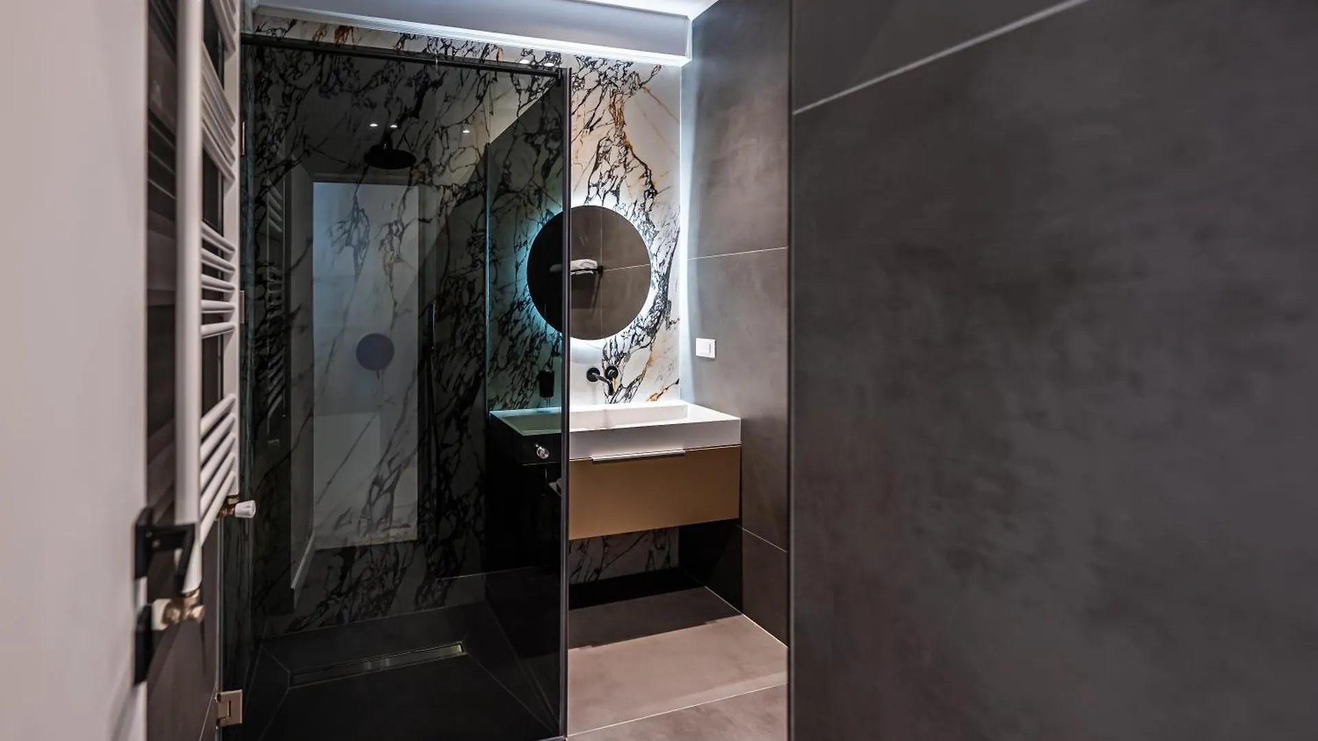 Apartment Studio Luxury Suite Near Center Bucharest Romania