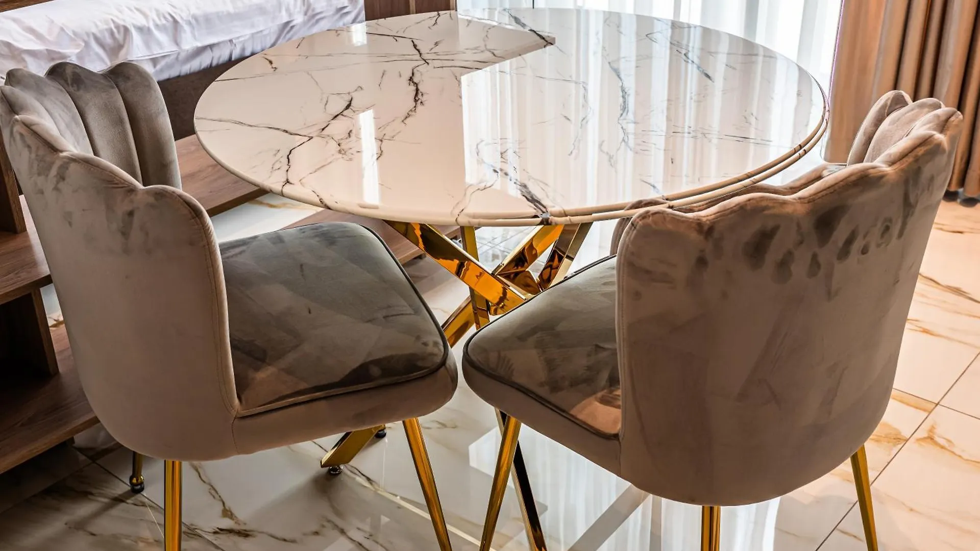 Studio Luxury Suite Near Center Bucharest 0*,