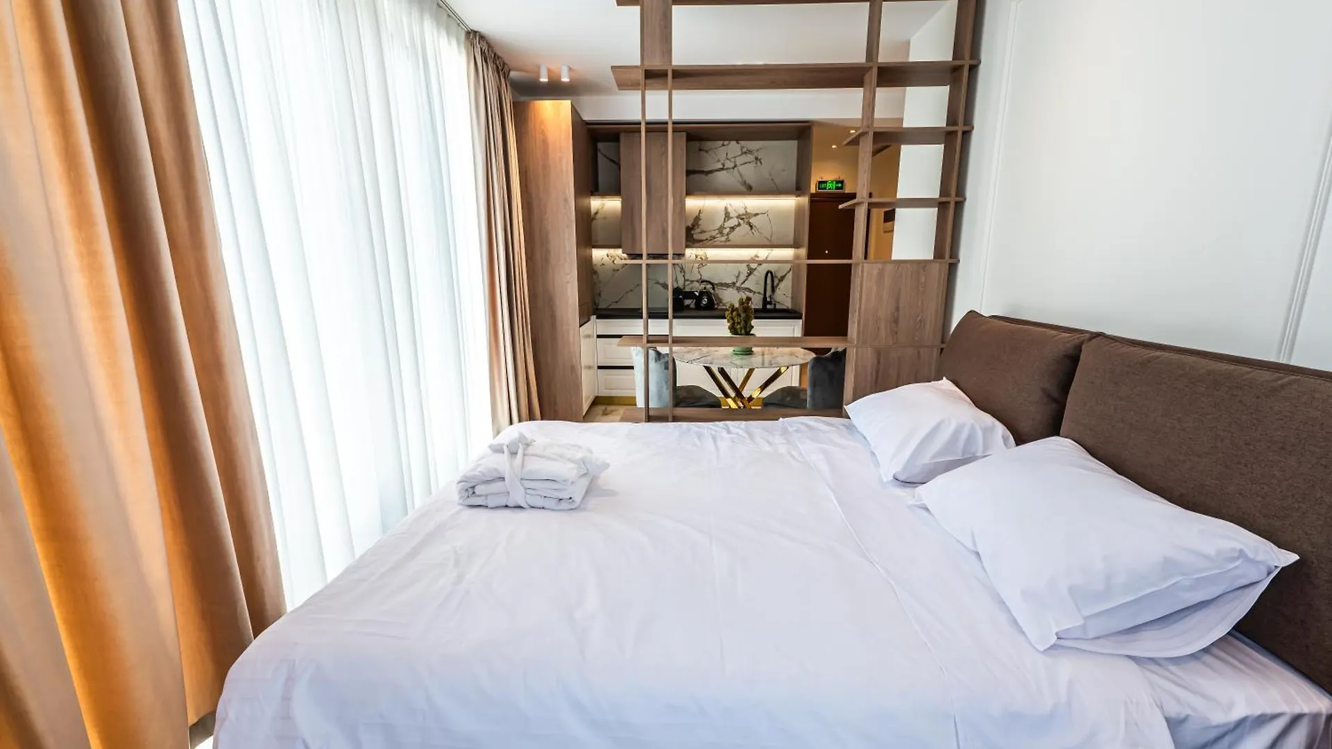 Studio Luxury Suite Near Center Bucharest