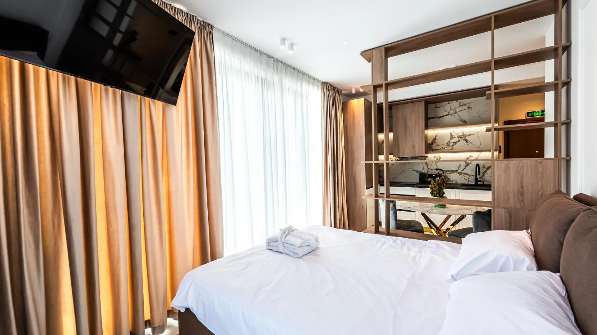 Apartment Studio Luxury Suite Near Center Bucharest