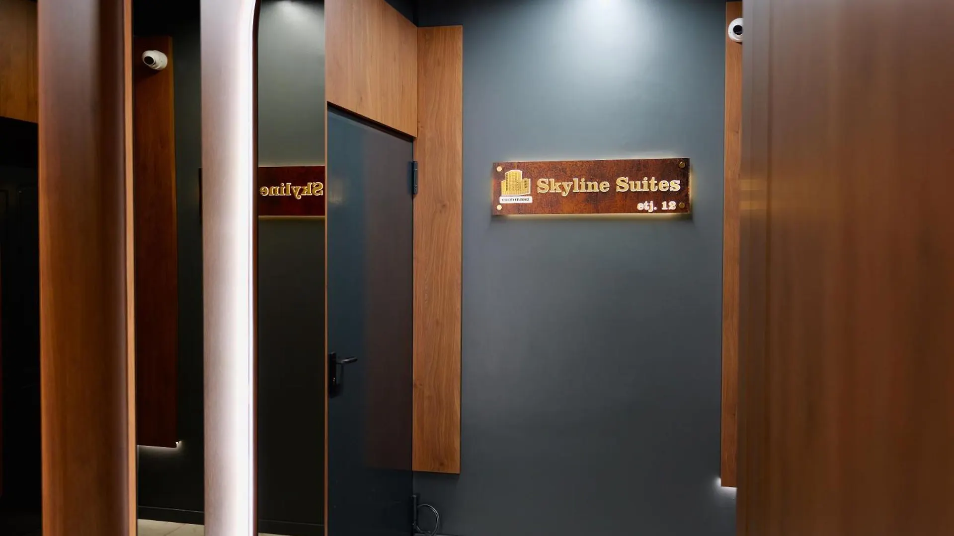 Studio Luxury Suite Near Center Bucharest Apartment